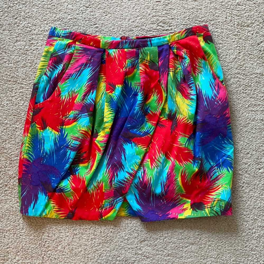 Zara mini skirt, beach bound!